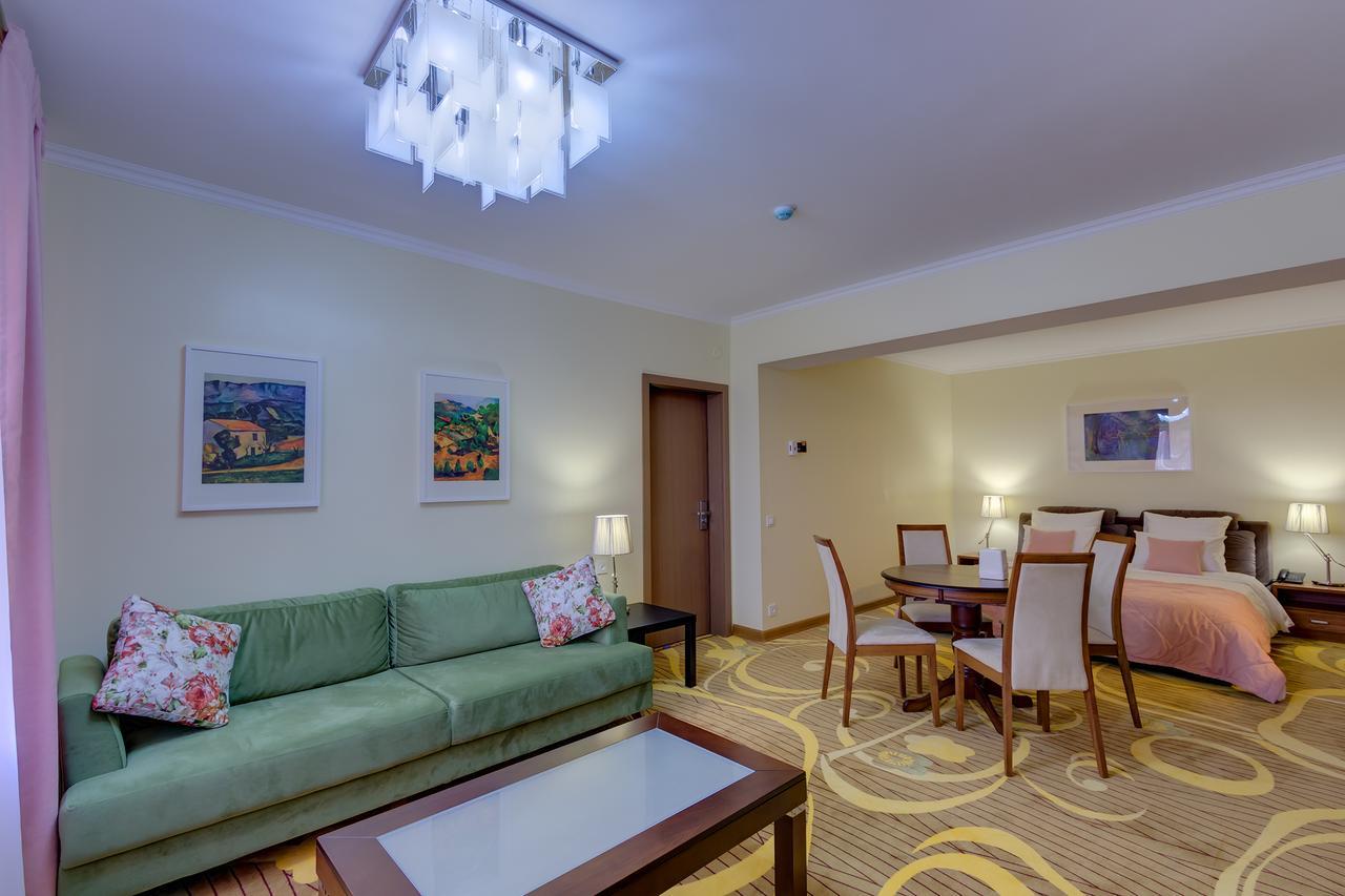 Beis Spa Hotel Resort Алма Ата Екстериор снимка